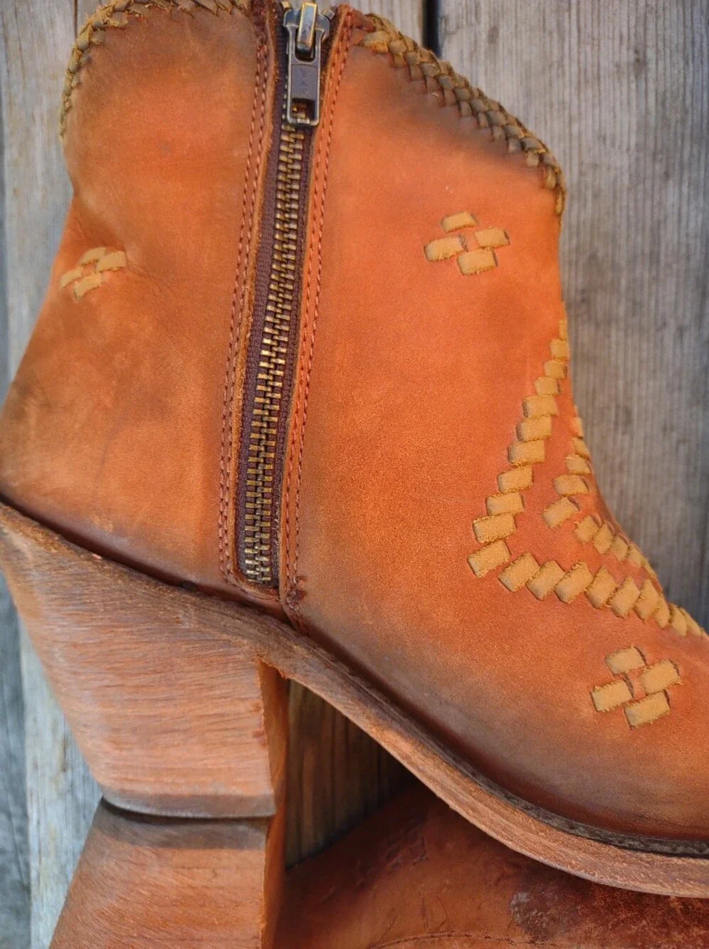 Liberty Black Aztec Southwestern Leather Western Cowgirl Booties Size US 7